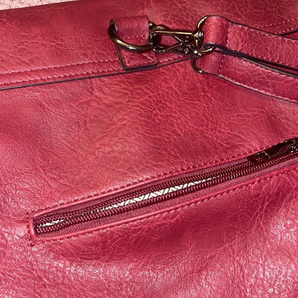 JEN & CO. BURGUNDY BACKPACK PURSE - Picture 5 of 5